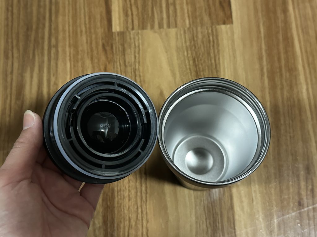 UNIQLOステンレスボトル